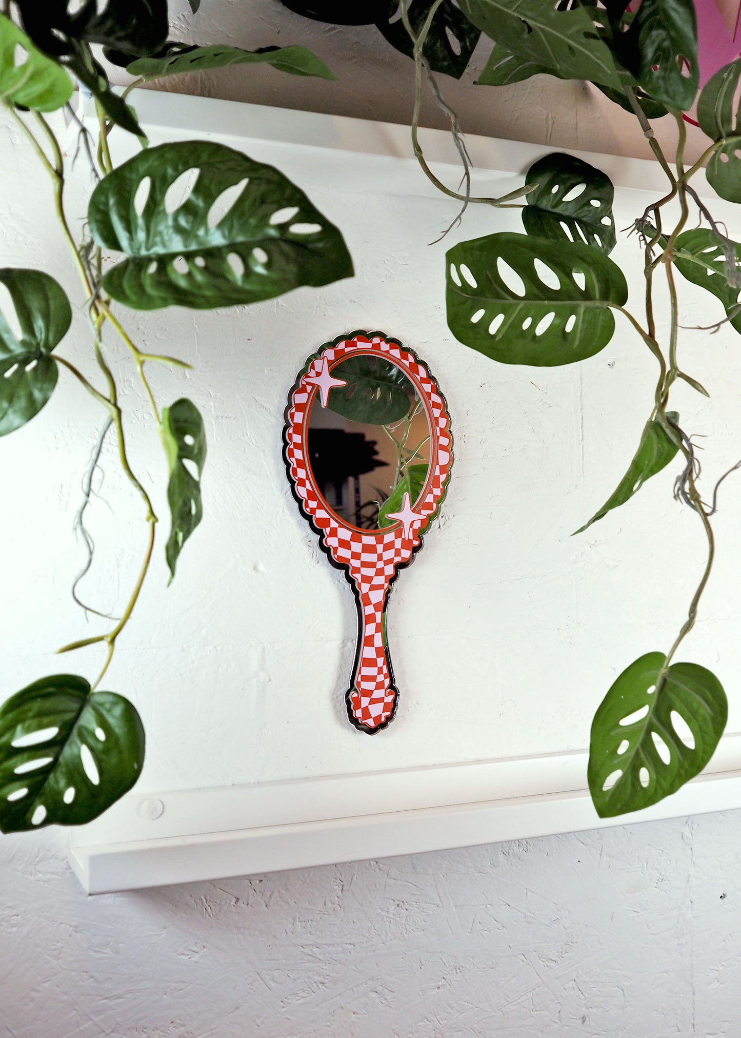 Retro Vanity 'Hand Held' Mirror - Red & Pink