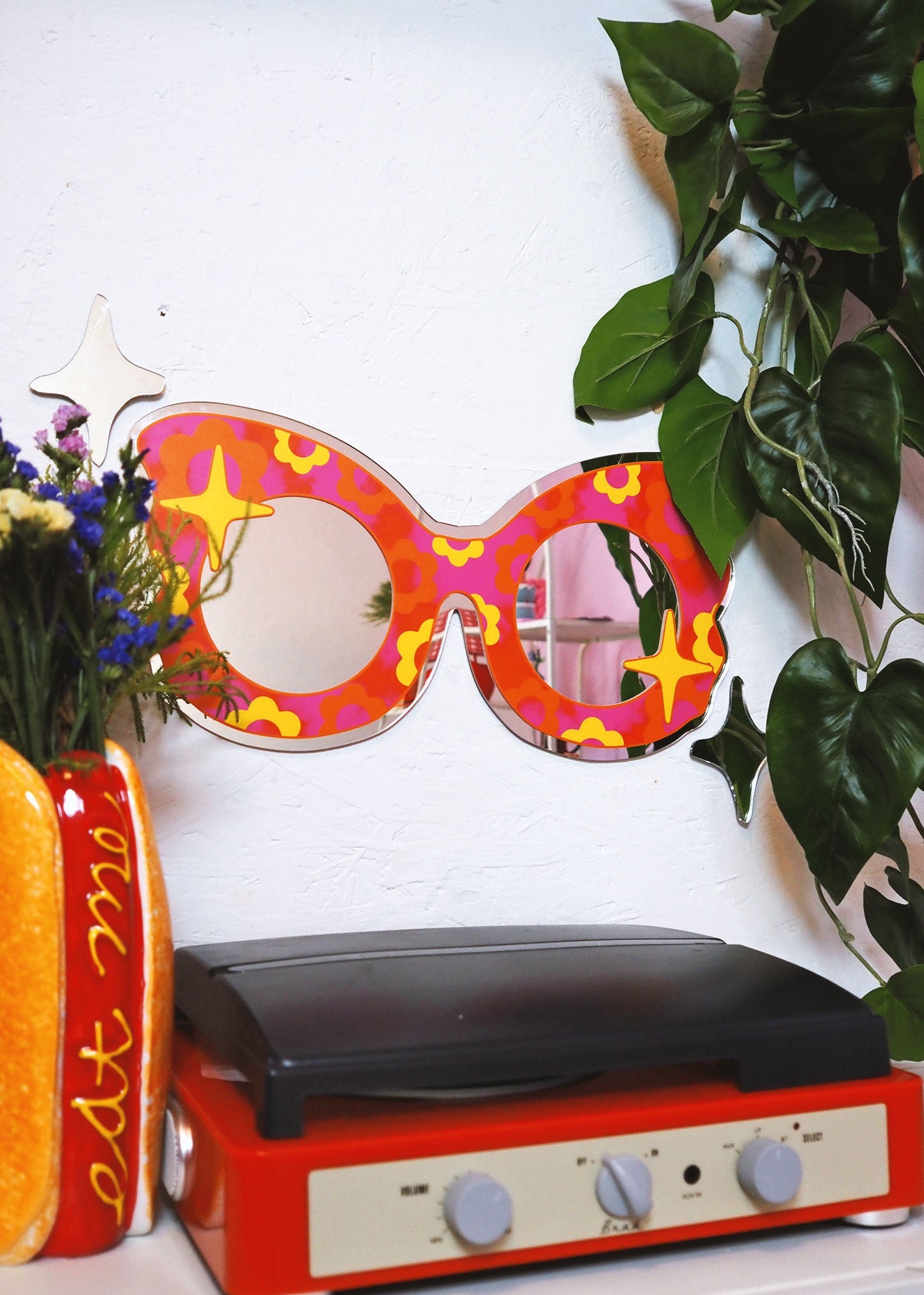 70s Retro Flower Sunglasses