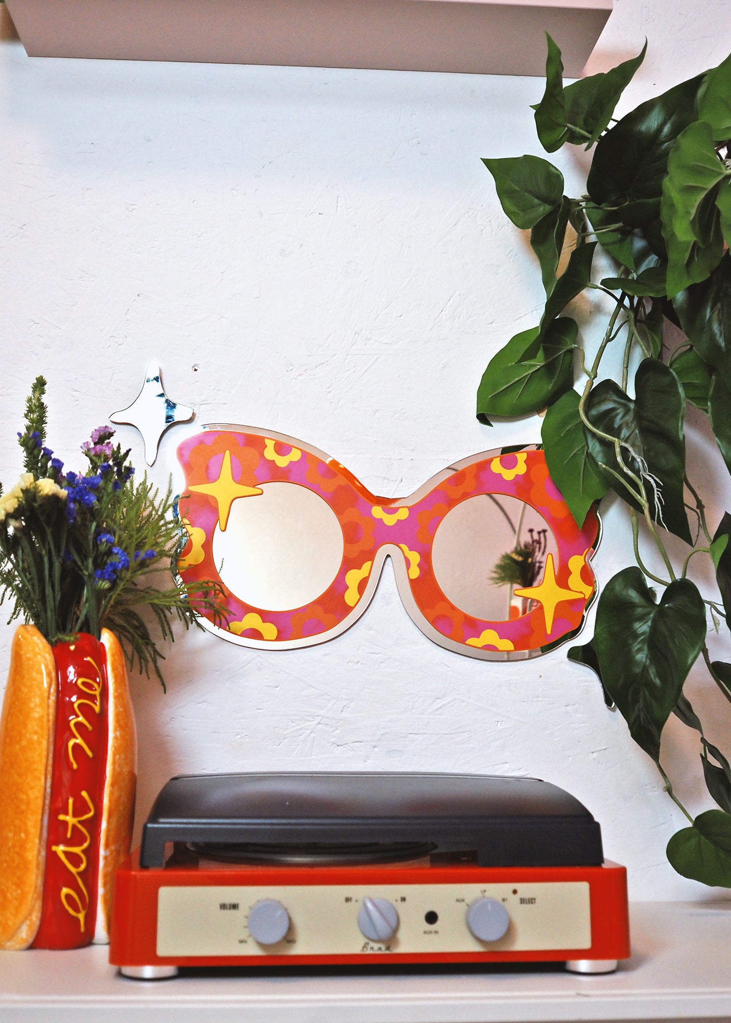 70s Retro Flower Sunglasses