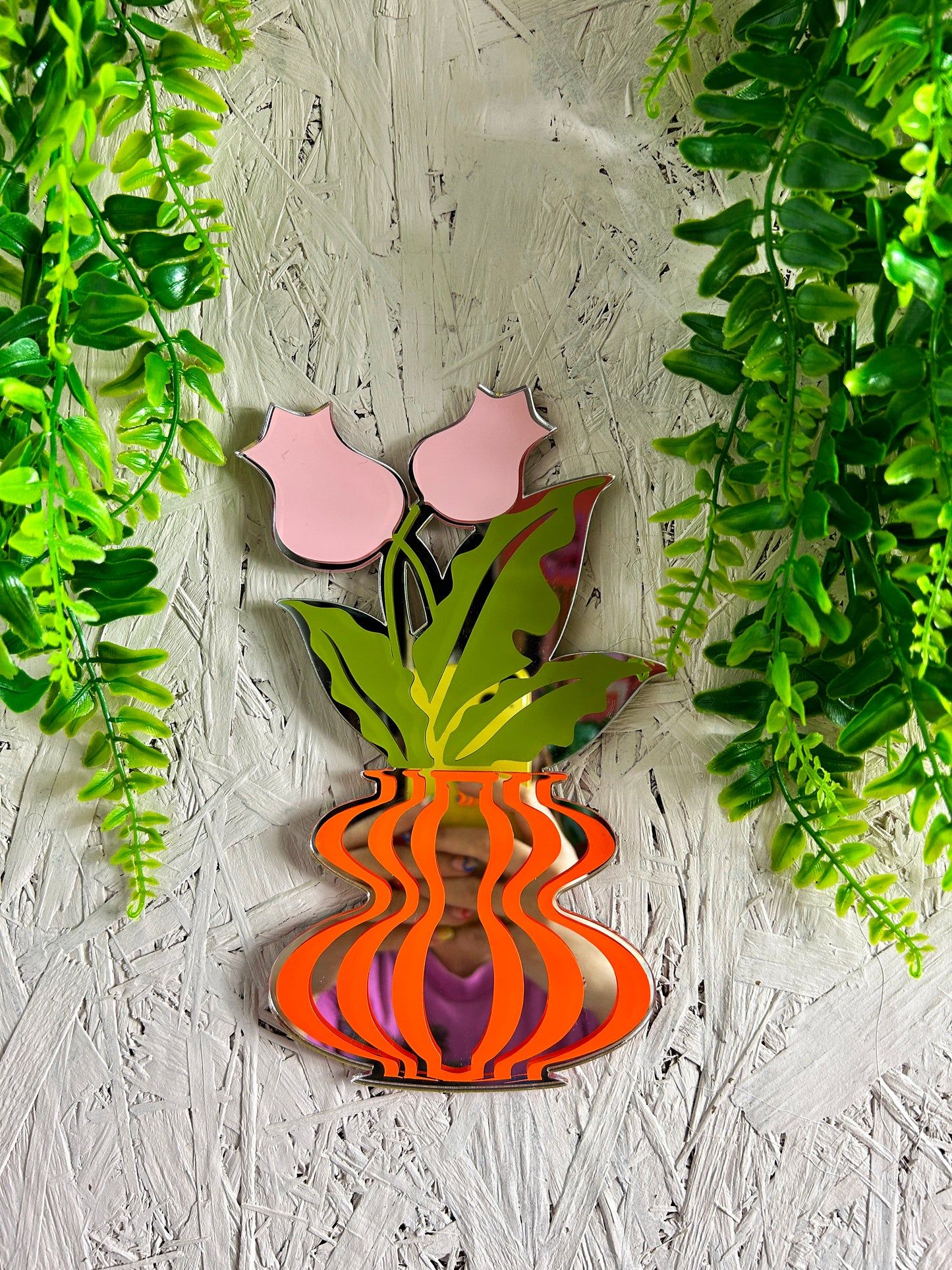 Tulip Vase Mirror