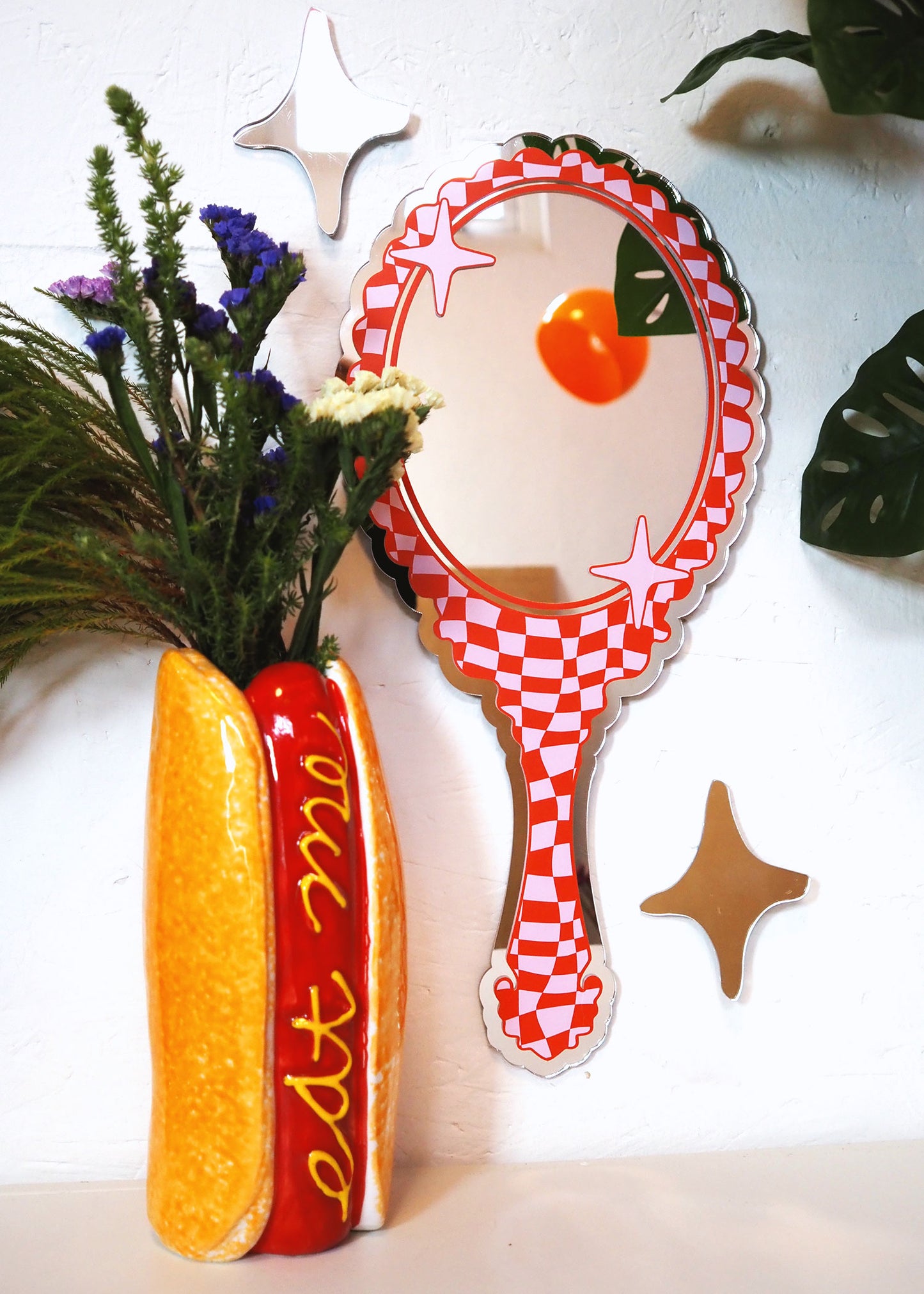 Retro Vanity 'Hand Held' Mirror - Red & Pink