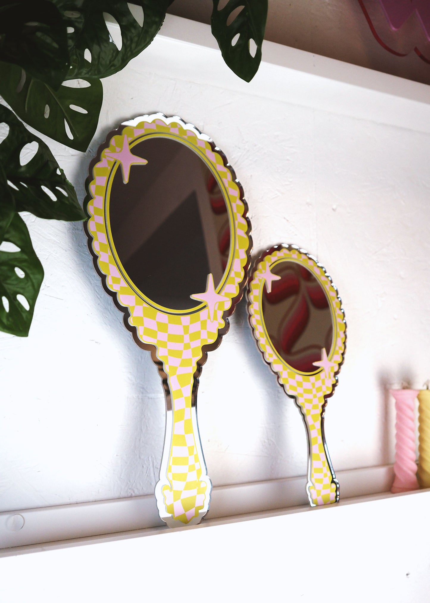 Retro Vanity 'Hand Held' Mirror - Pink & Green
