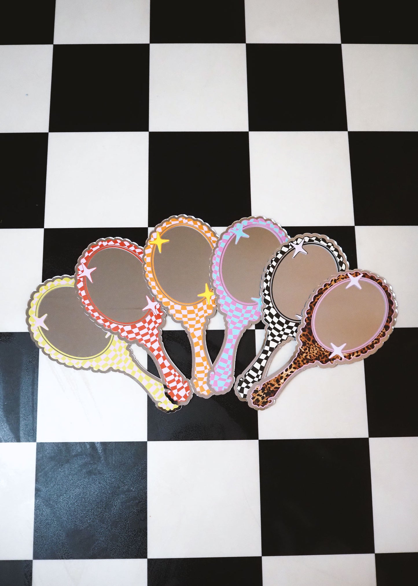 Retro Vanity 'Hand Held' Mirror - Black & Cream