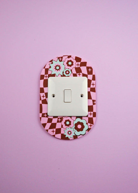 Burgundy & Pink Retro Checkerboard Blossom Lightswitch Cover
