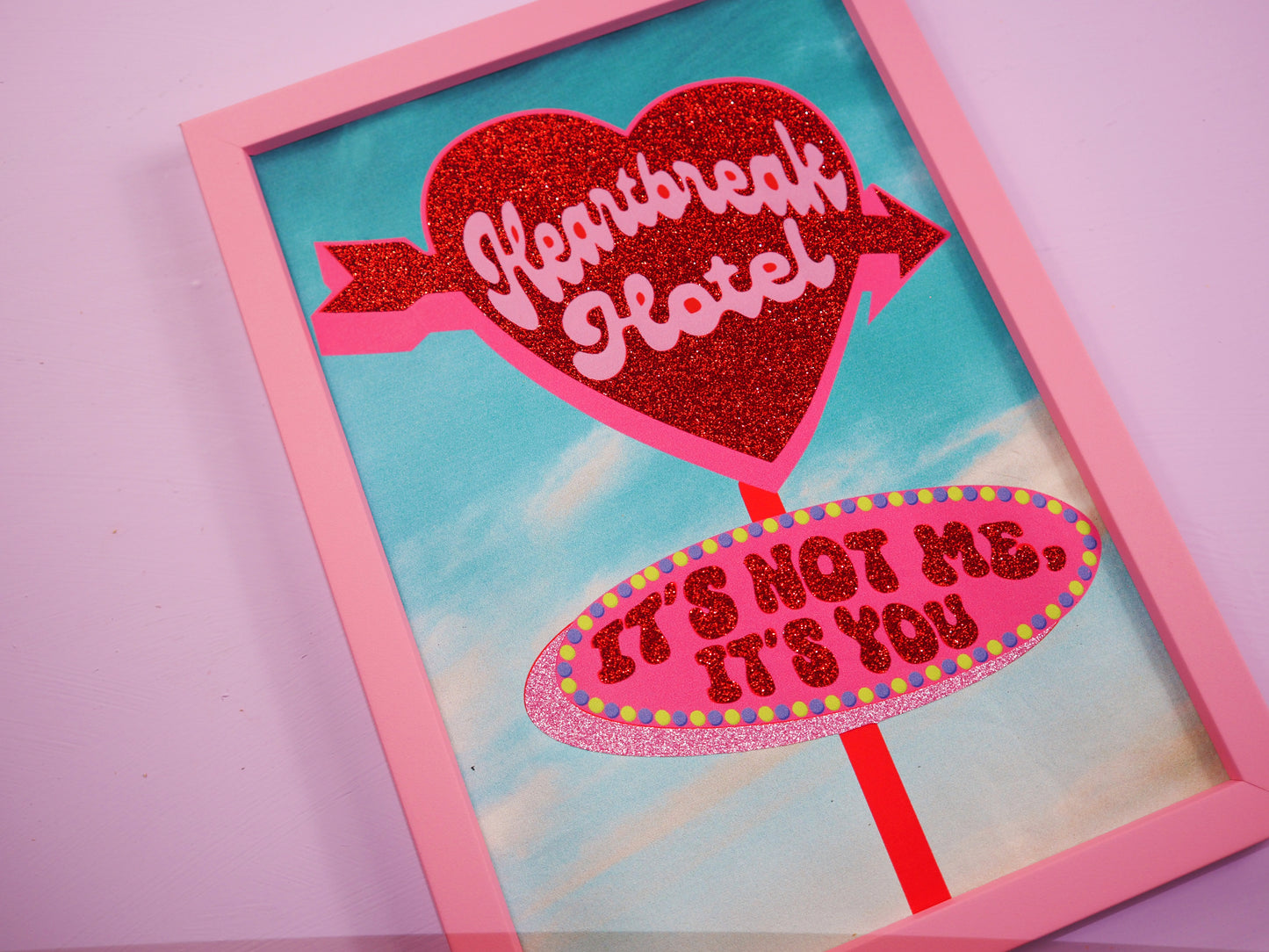 Retro Heartbreak Hotel Glitter Fabric Print