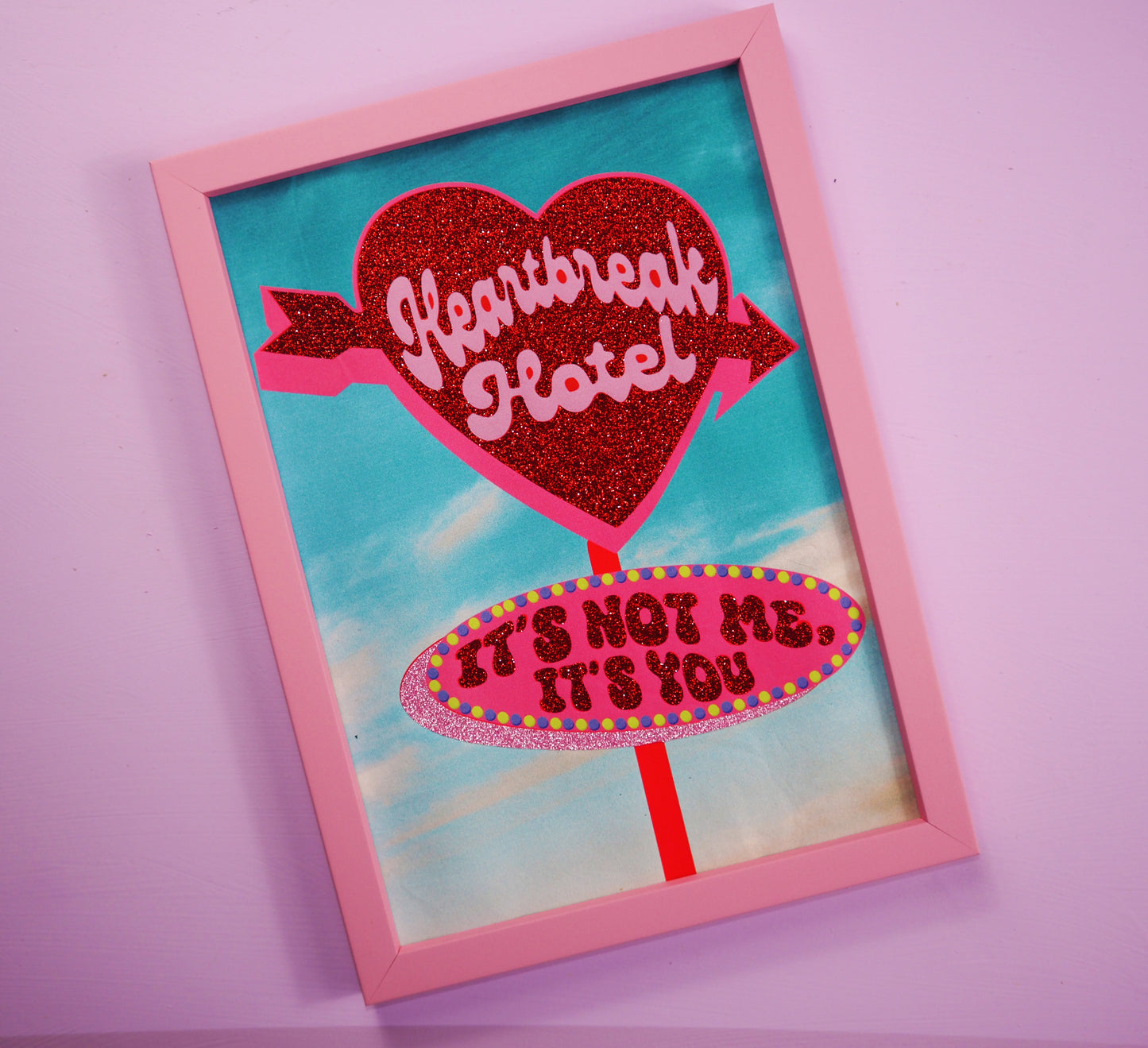 Retro Heartbreak Hotel Glitter Fabric Print