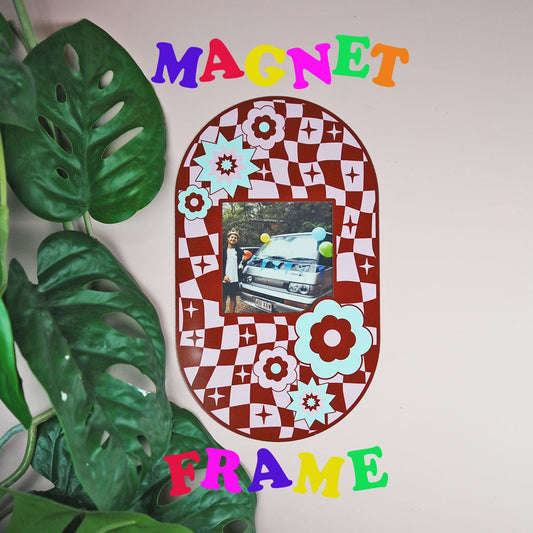 Oval Checkerboard Print Magnet Frame - Burgandy