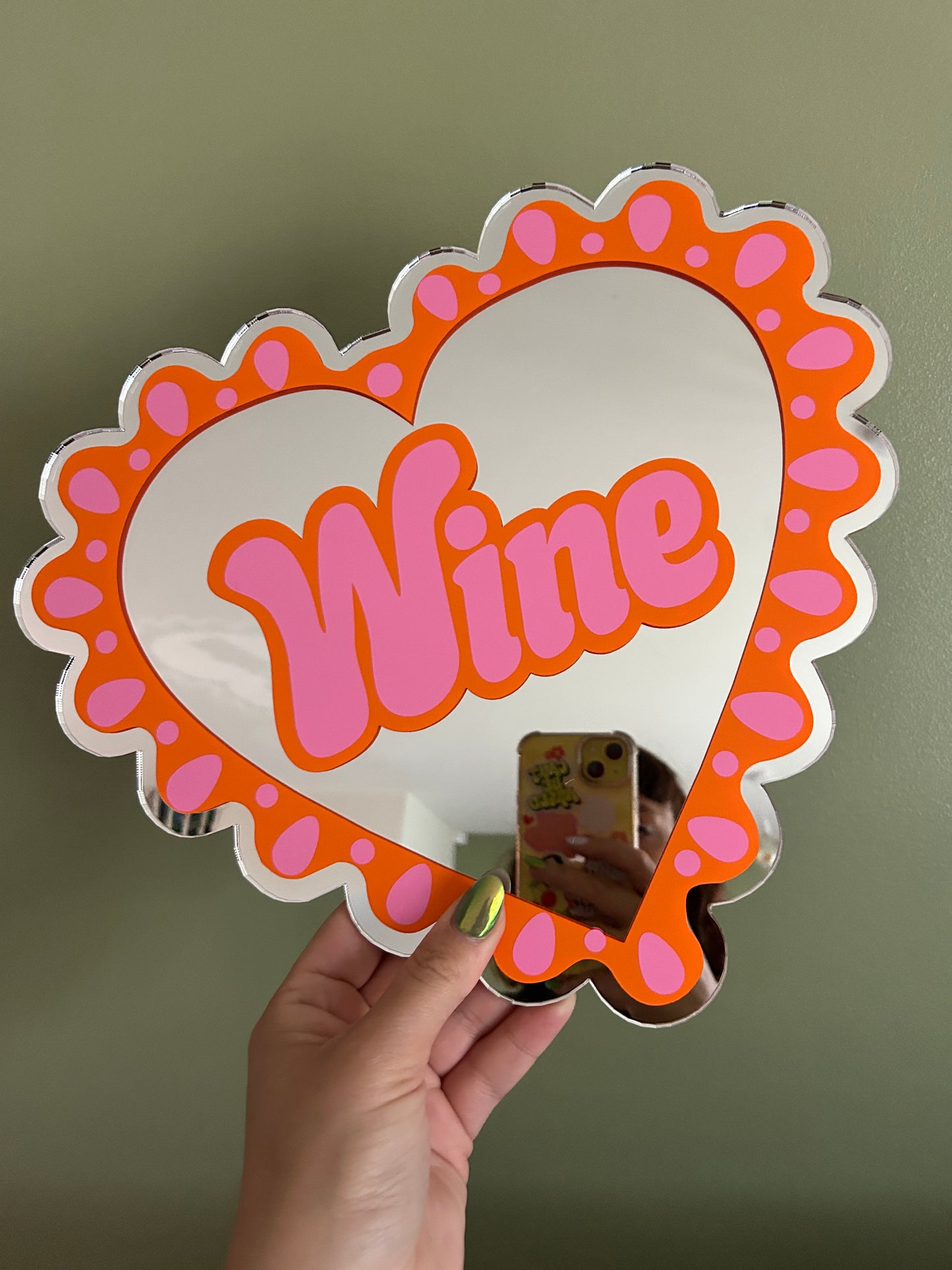 Large Frilly Wine Heart