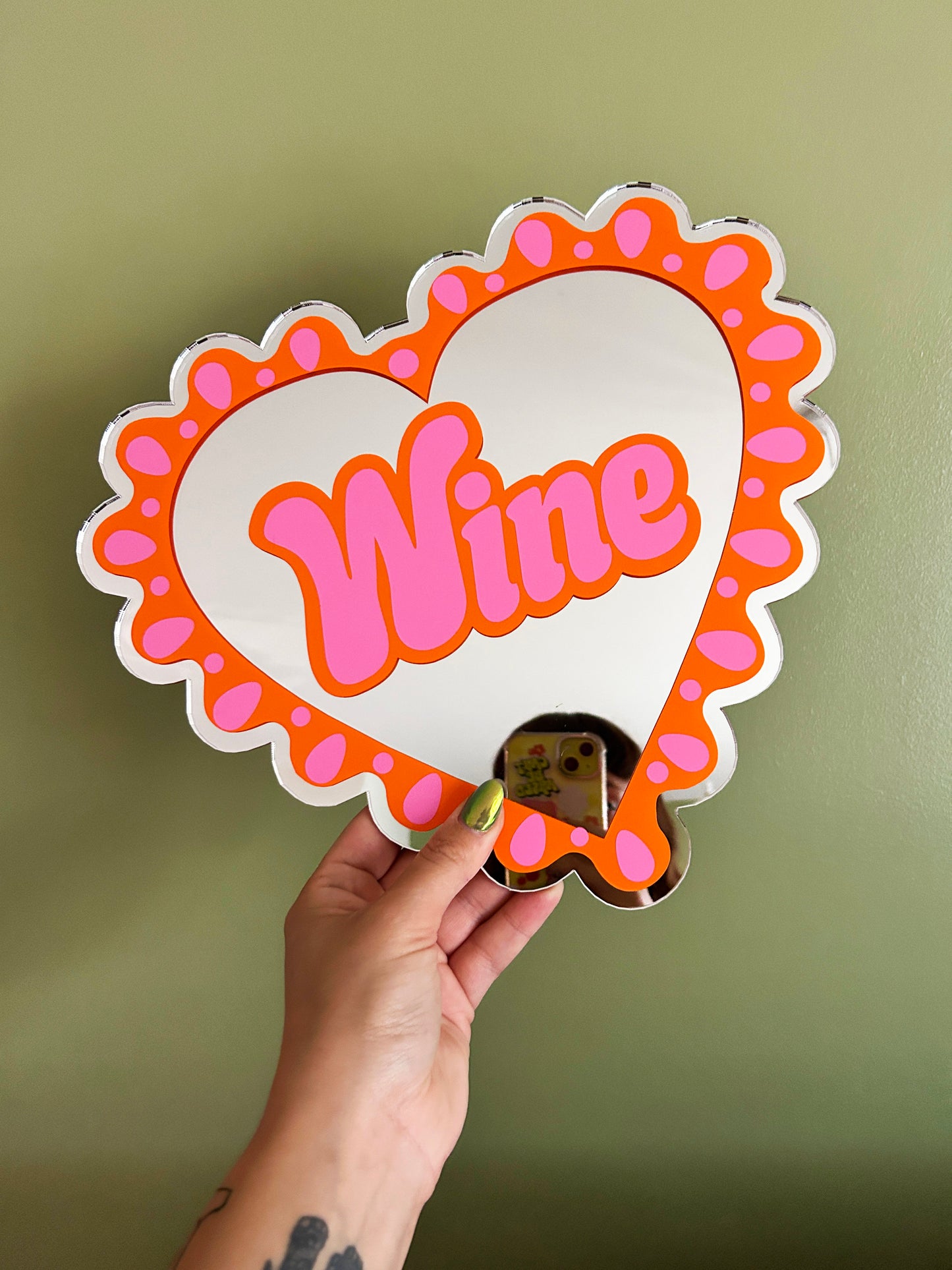 Large Frilly Wine Heart