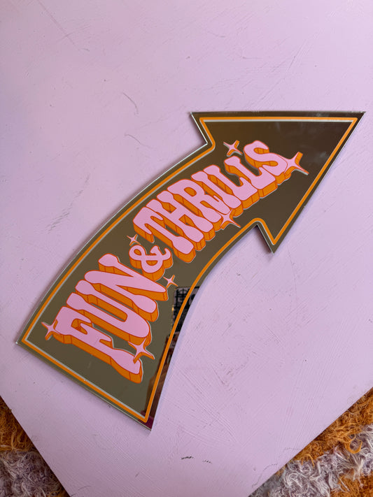 Sample Sale - Large Arrow - Fun & Thrills
