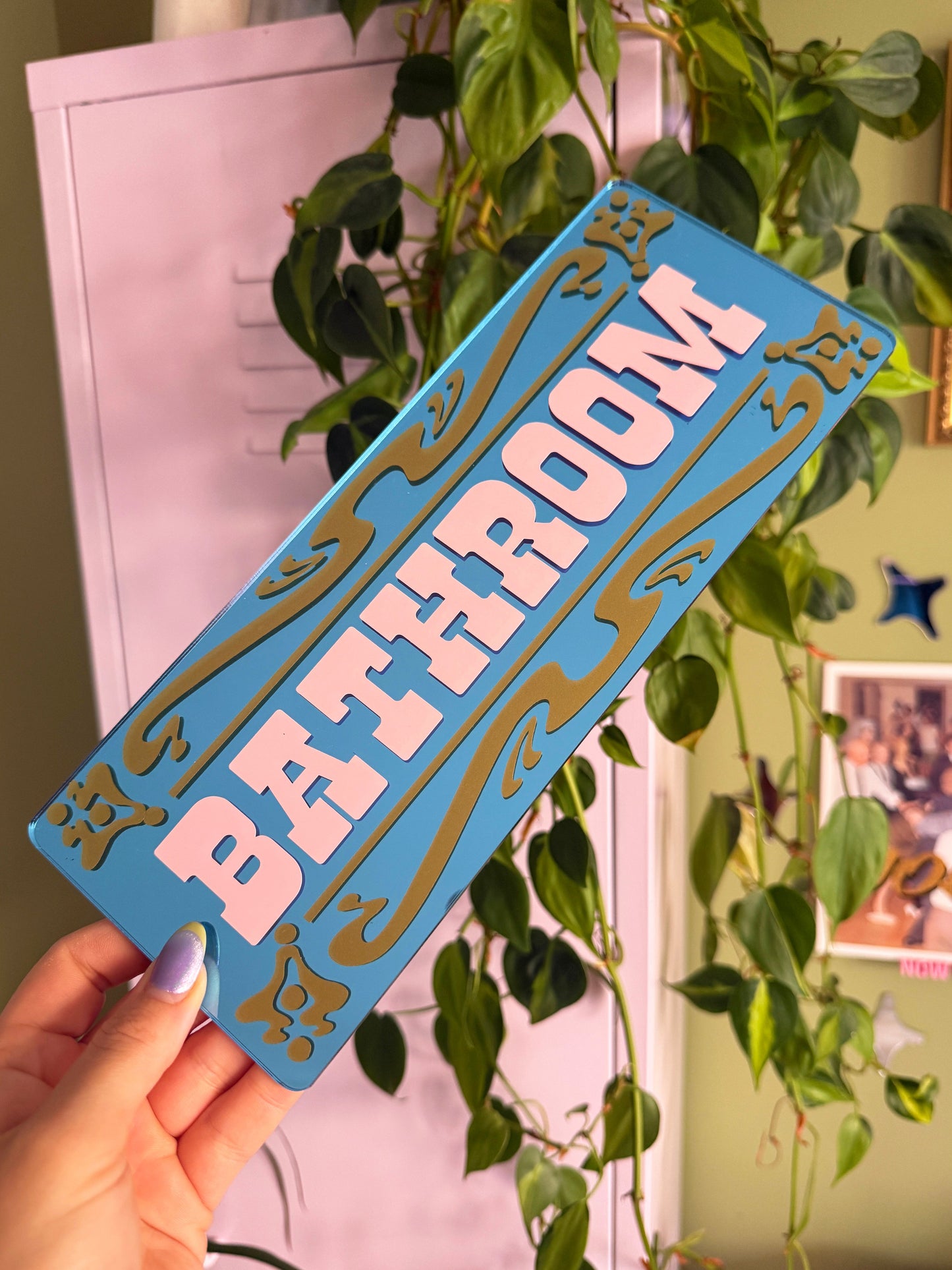 Bathroom Classic Mirror Sign - Blue