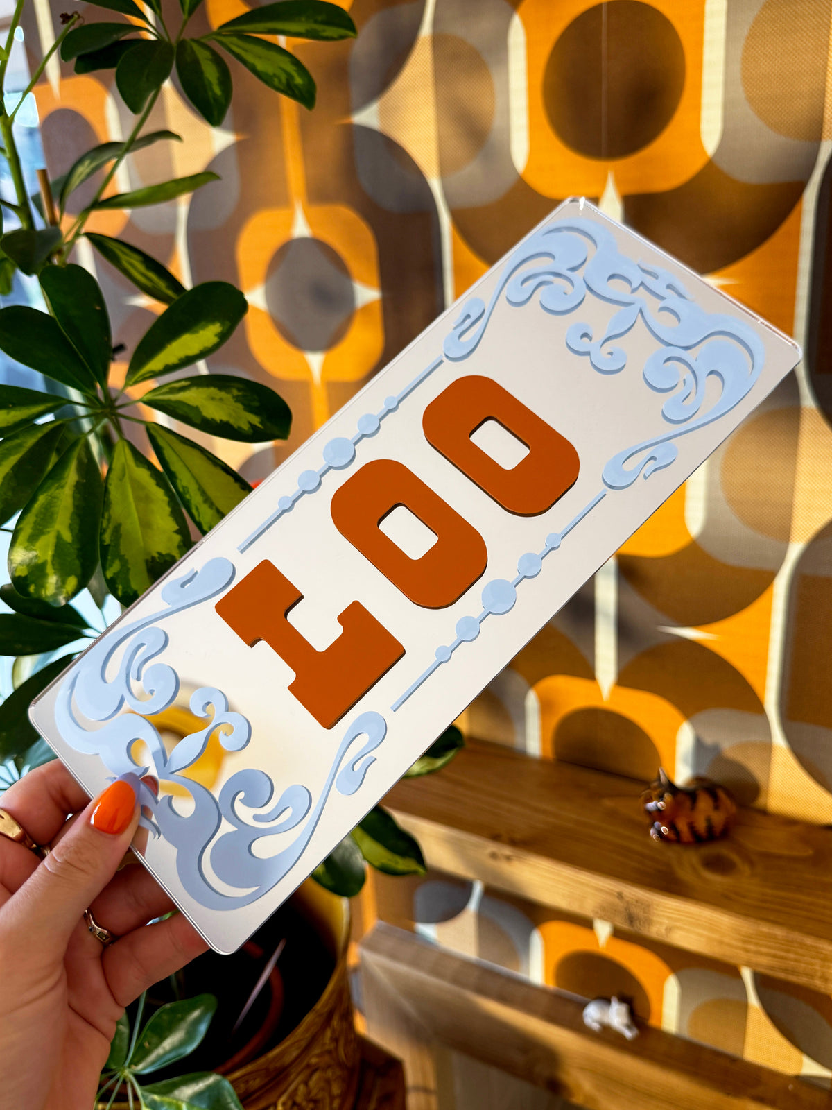 Loo Classic Mirror Sign - Silver
