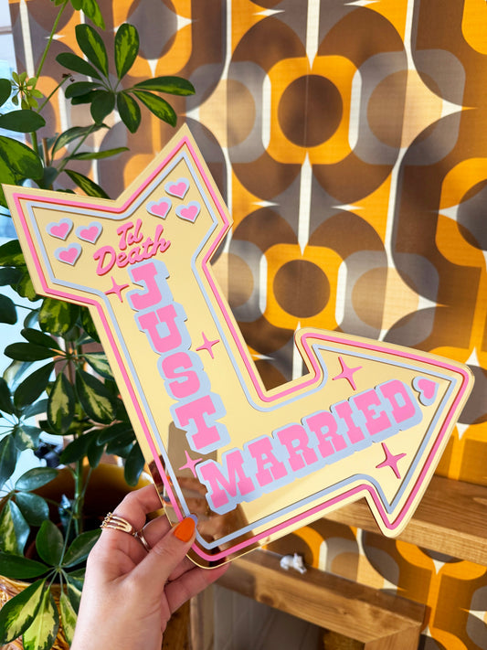 Just Married Retro Arrow Mirror - Gold Mirror