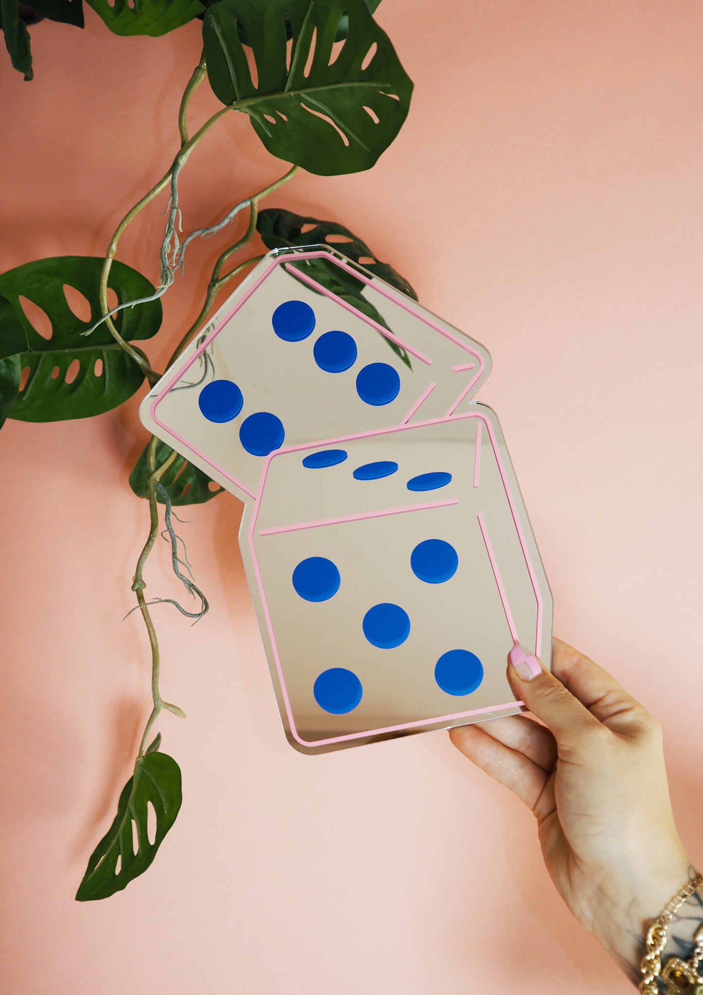 Dice Mirror