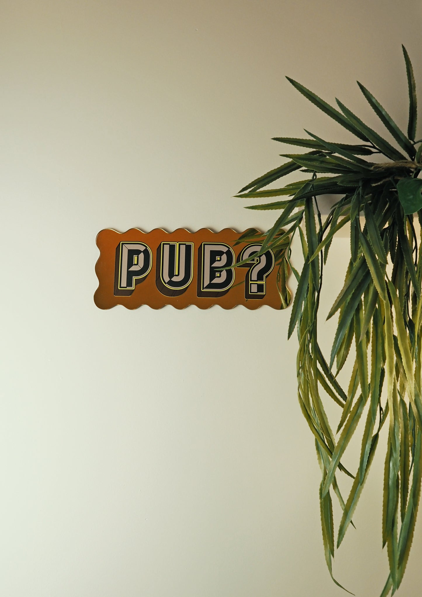 Pub? Wavy Mirror Sign - Warm Gold