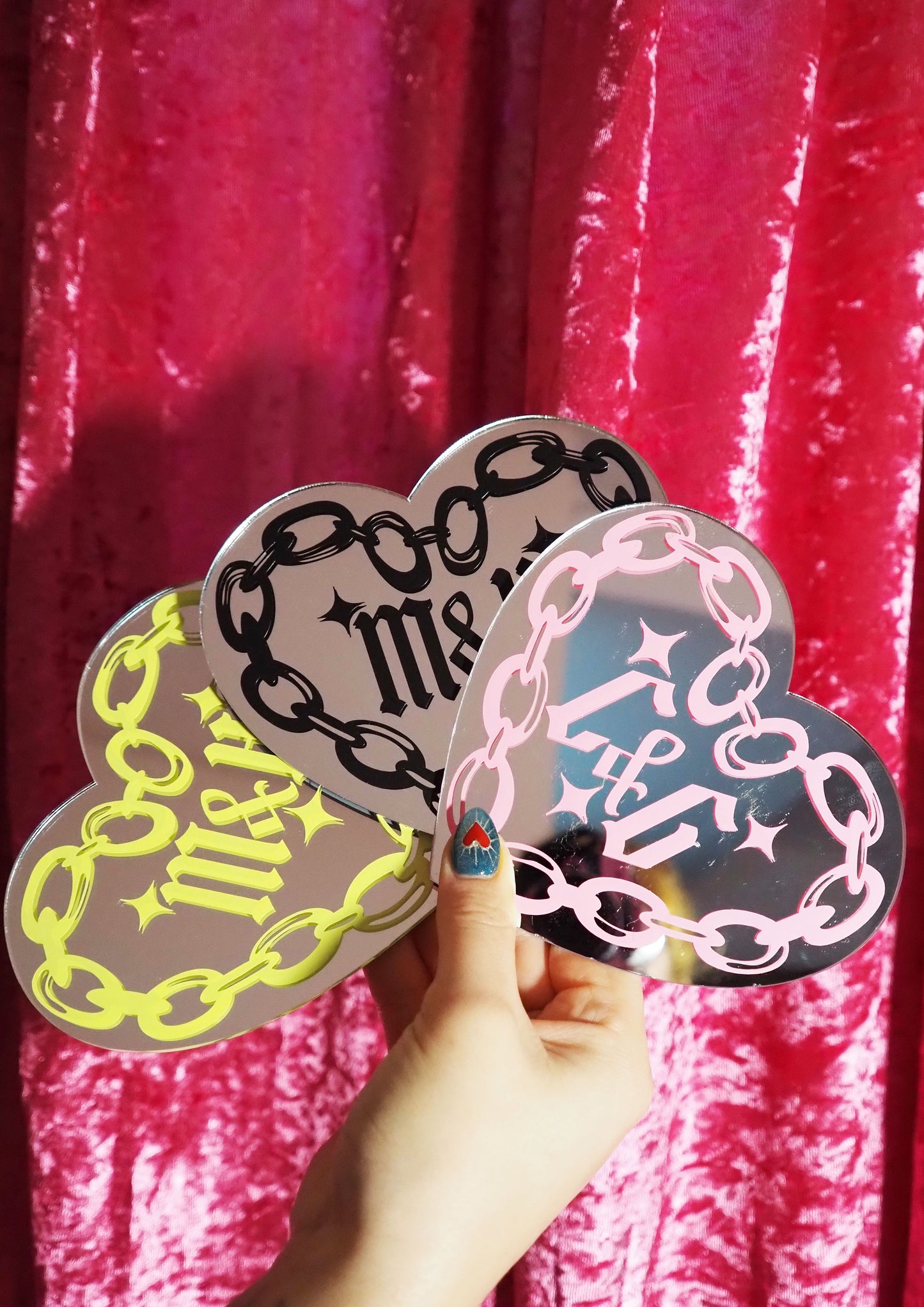 Chains Of Love Heart - Custom Initials