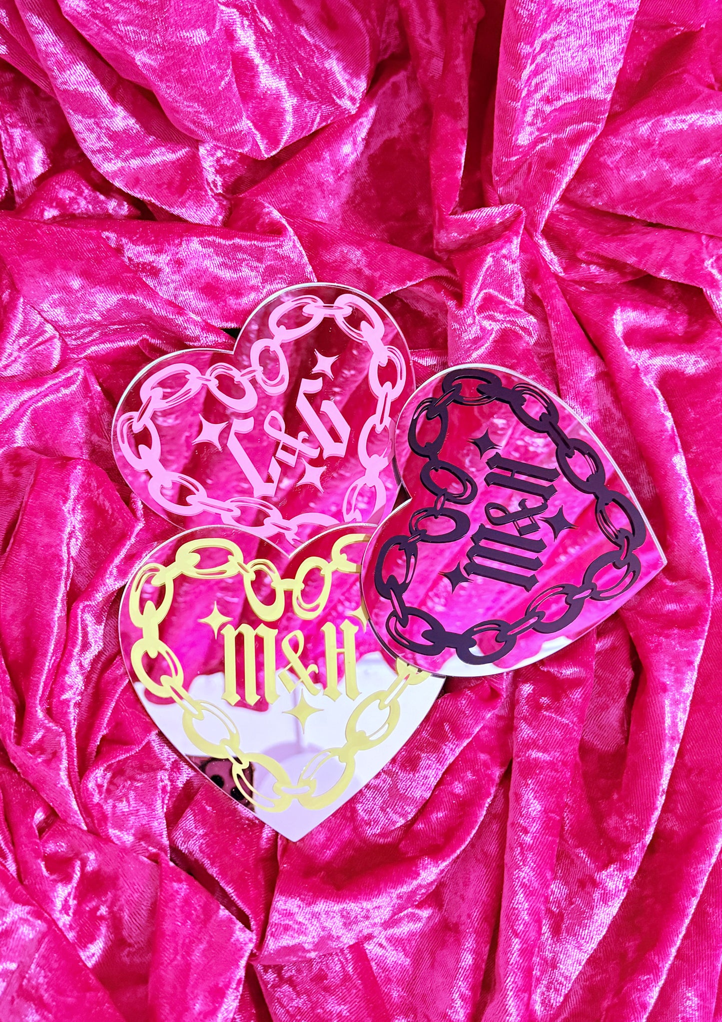 Chains Of Love Heart - Custom Initials