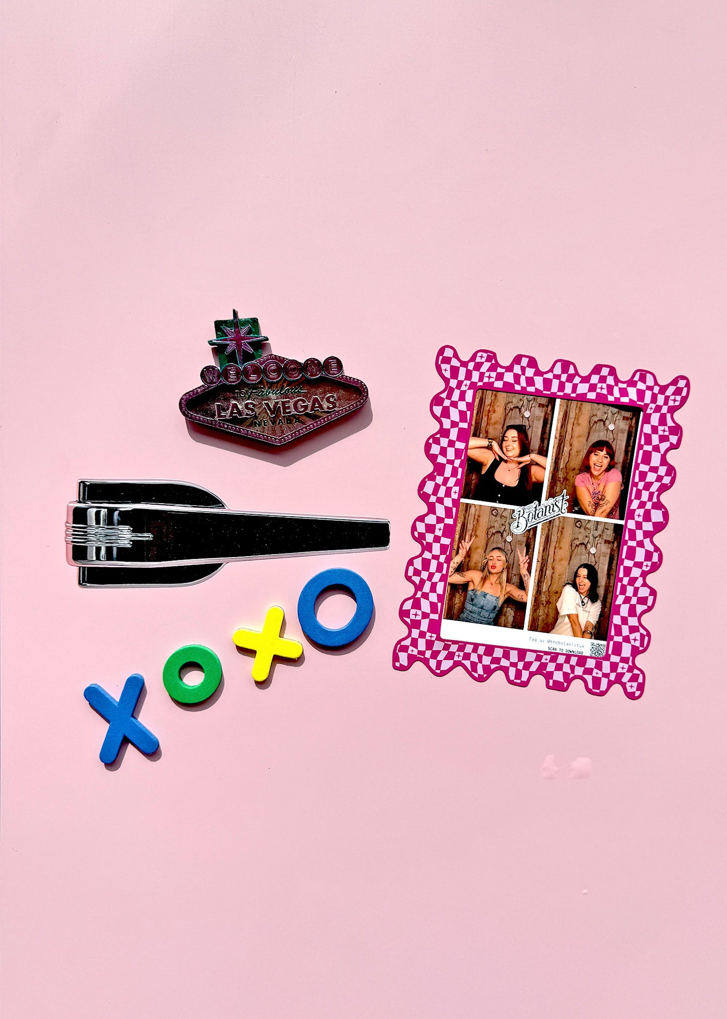 Hot Pink Check 6x4 Photo Print Magnetic Frame