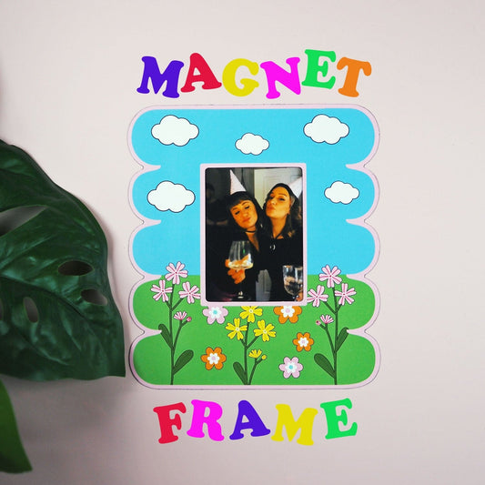 Blue Skies & Daisies Print Magnet Frame  - WS